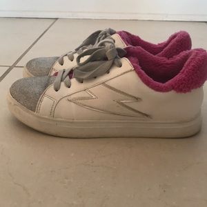 Steve Madden Lightning Bolt Pink Fuzz Sneakers - Size 5